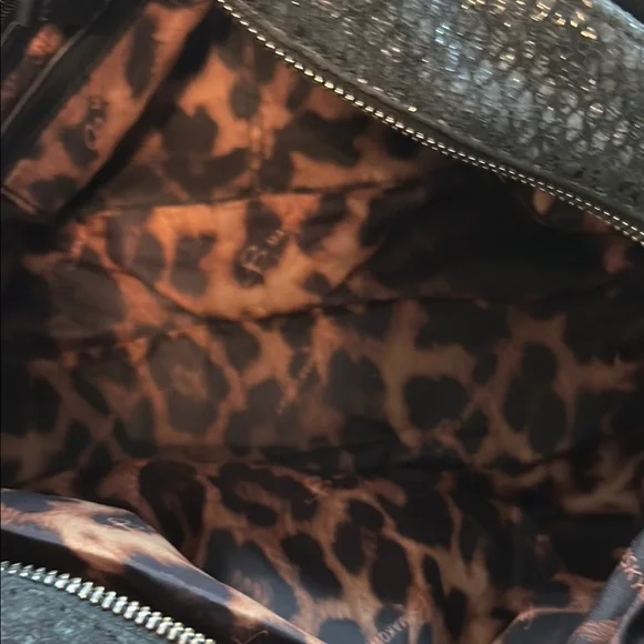 B. Makowsky Black Shoulder Bag with Silver Hardware - Picture 5 of 12